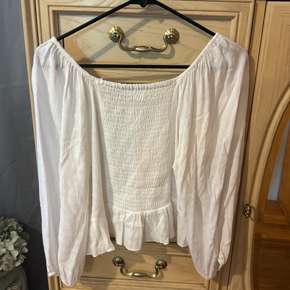 Japna White Ruched Blouse - Picture 4 of 5
